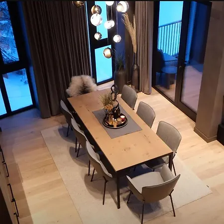 Opulent Four-bedroom Penthouse With Panoramic Views In Apartman *